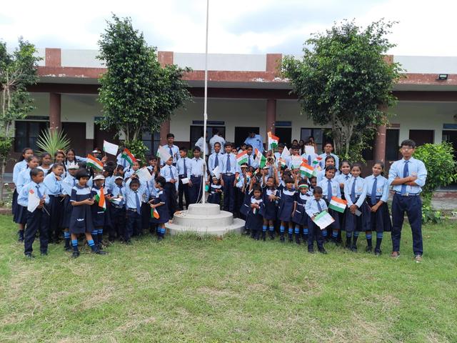 Independence Day on the school lawn